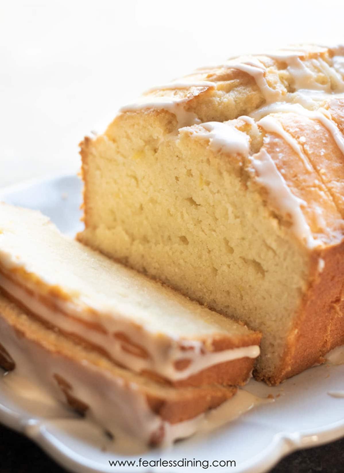  A delicious cake that's perfect for tea-time with friends.