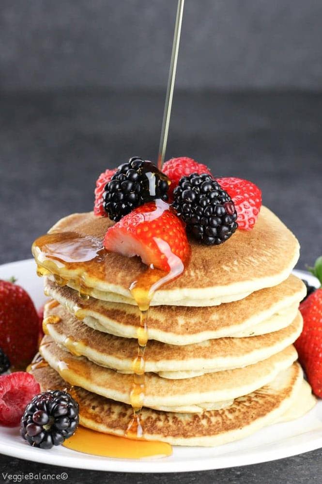  A plate of gluten-free pancakes to brighten up your morning.