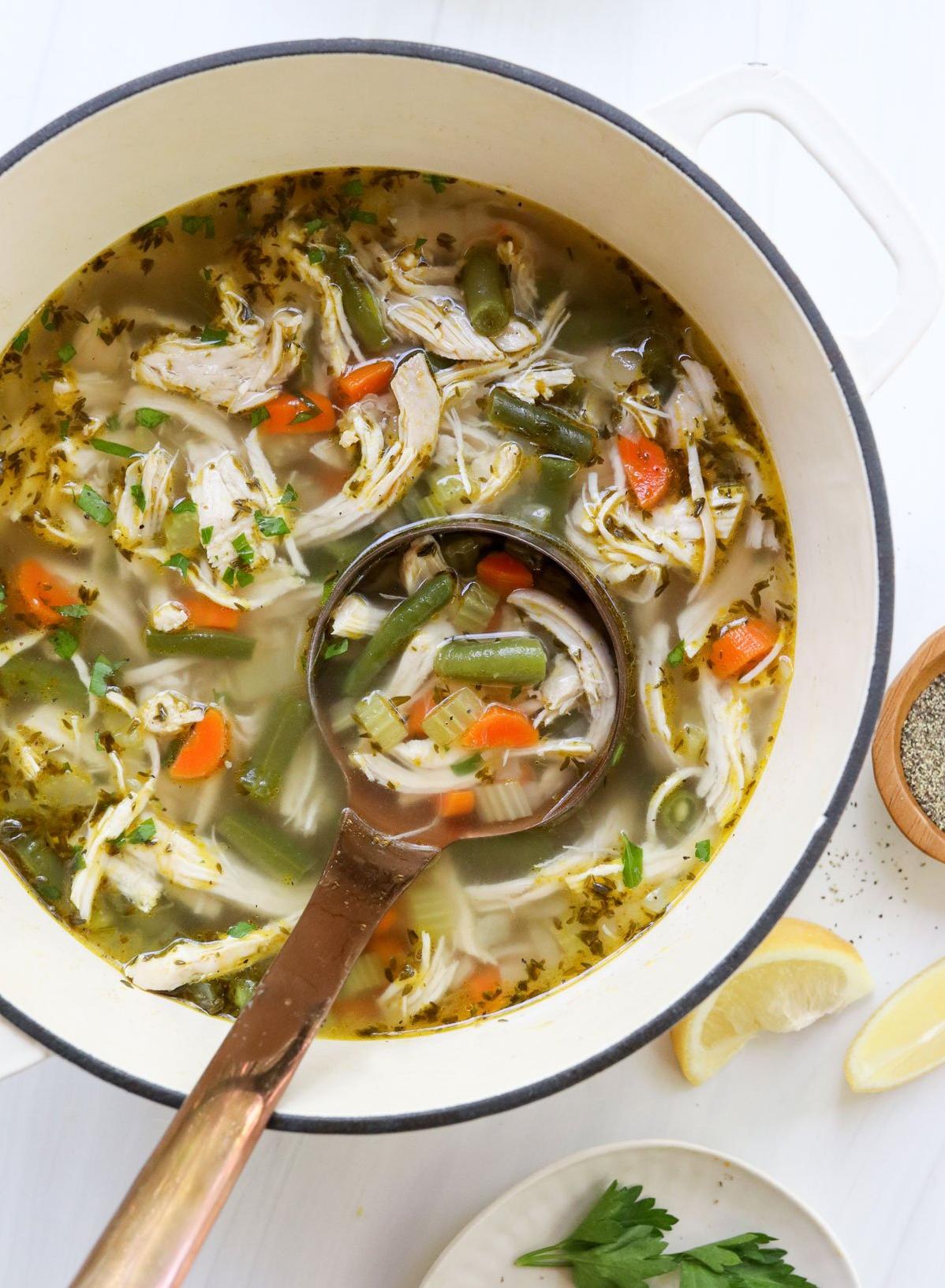 Delicious and Nutritious Chicken Vegetable Soup Recipe