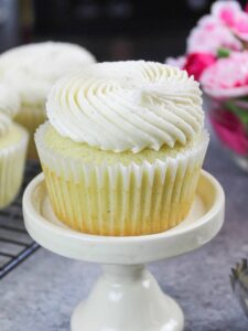 Bakery Vanilla Cupcakes ( Dairy Free)