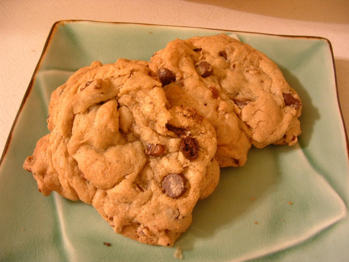  Behold, the gluten-free version of everyone's favorite chocolate chip cookies!