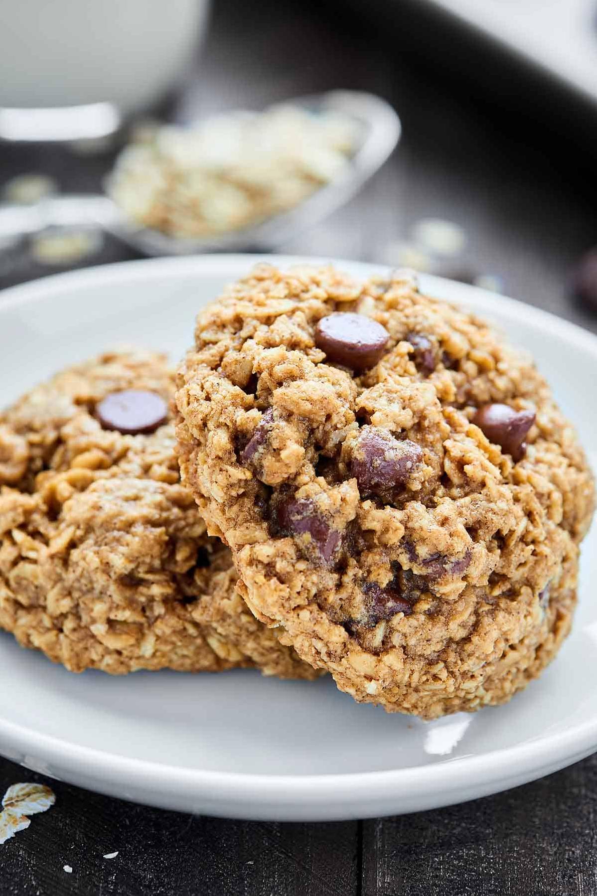  Bite into the perfect combination of nutty and sweet with our pecan-studded cookies.