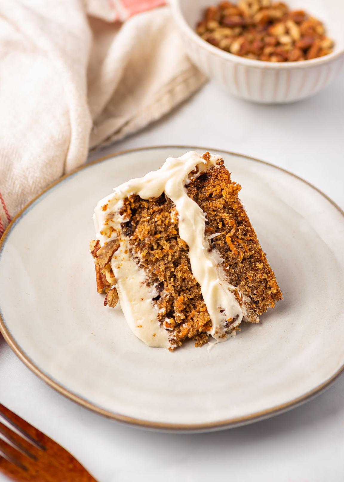  Carrots for breakfast? No problem with this delicious cake recipe.