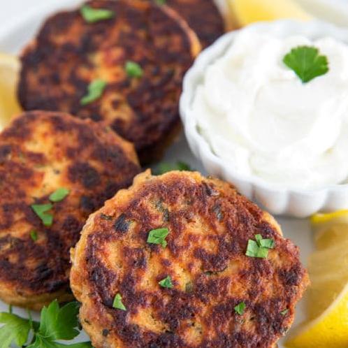  Crispy on the outside, flaky on the inside - these salmon patties are a must-try!