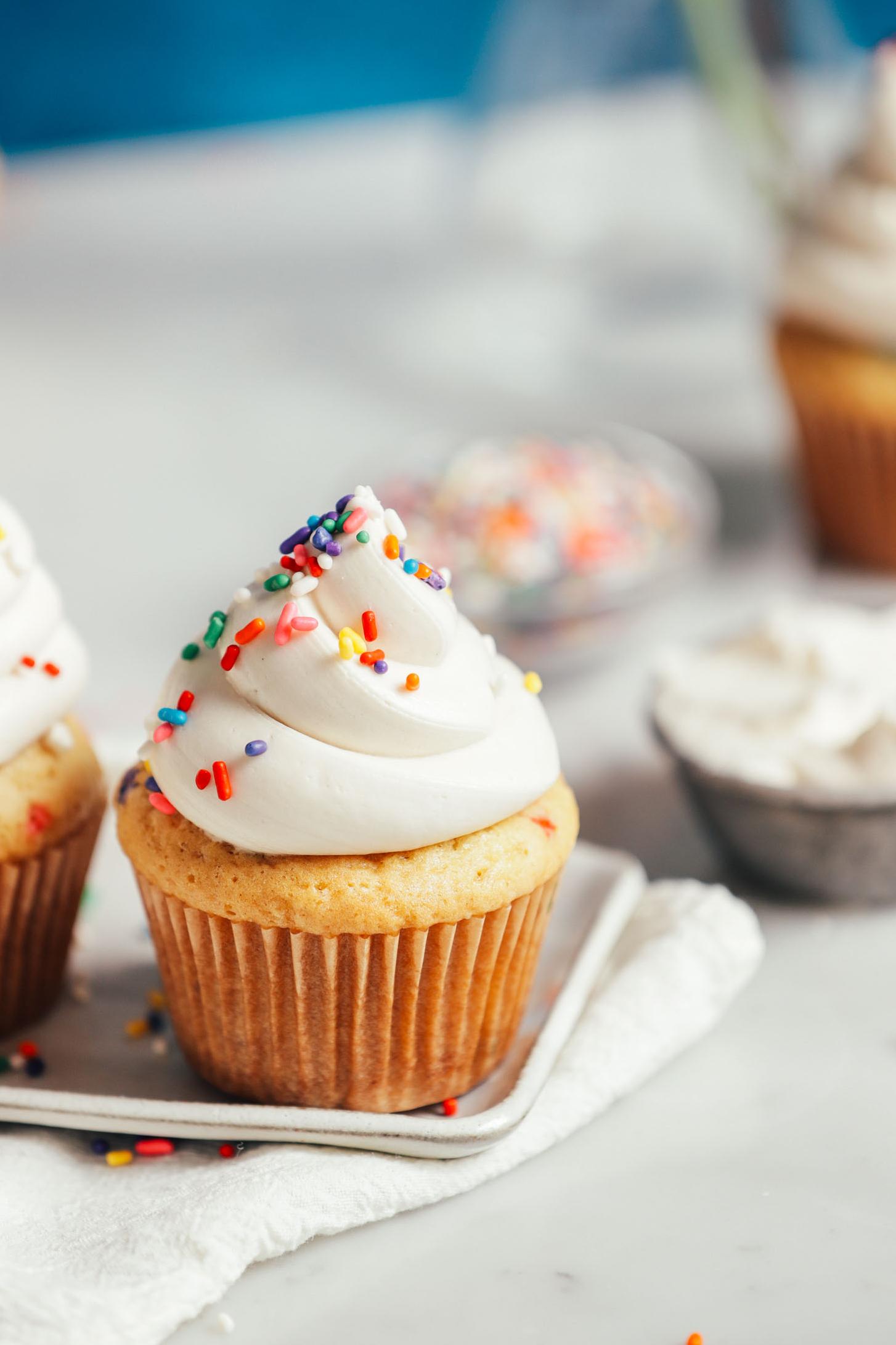  Elevate your baking game with this delicious frosting recipe.