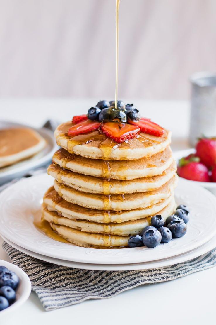  Enjoy a guilt-free breakfast with these healthy and satisfying pancakes!