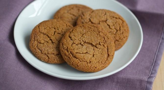  Every cookie is packed with cozy spices and a hint of sweetness from pure maple syrup.