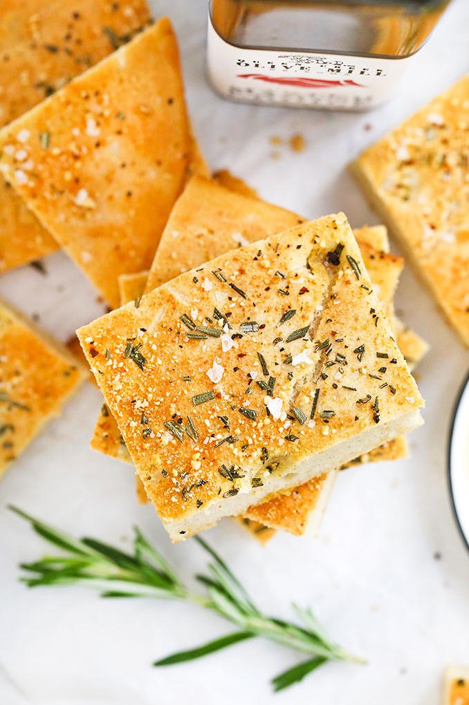  Fresh from the oven: This focaccia bread will fill your kitchen with a warm and cozy aroma