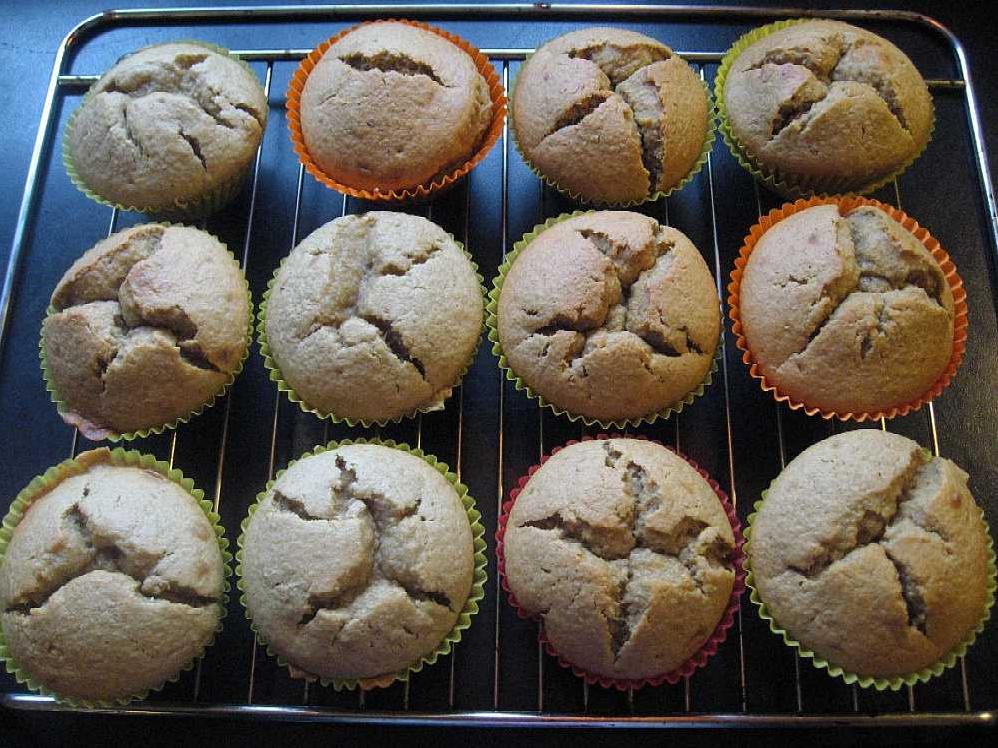 Delicious and Moist Fresh Ginger Muffins Recipe