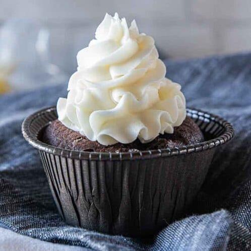 Delicious Frosting Recipes for Sweet Treats
