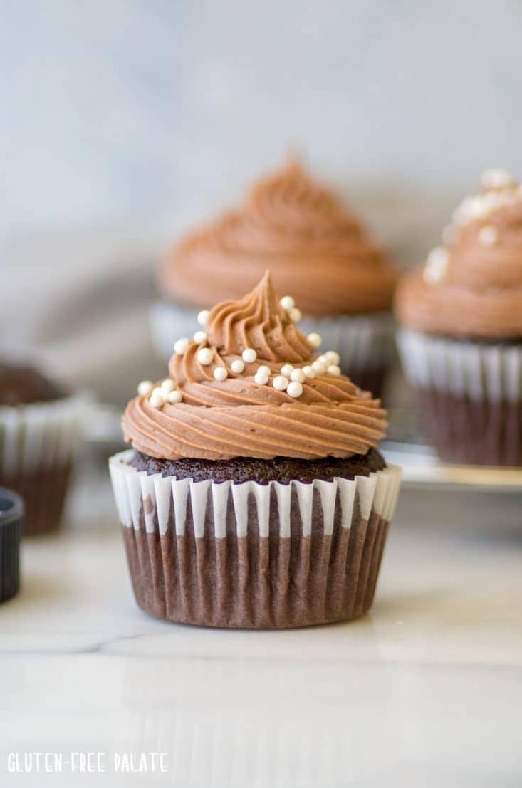 Indulge in Decadence with Fudge Cupcakes