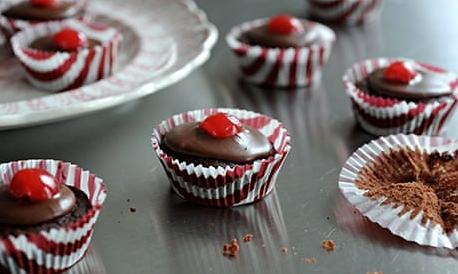 Delicious Gluten-Free Chocolate Fairy Cakes Recipe