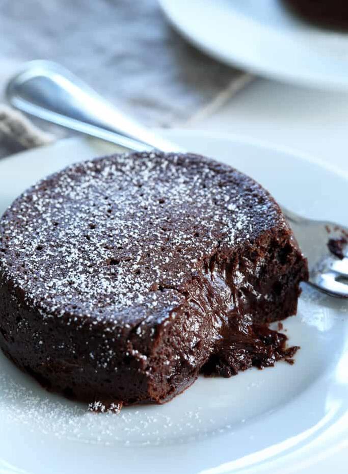 Easy Gluten-Free Recipe: Chocolate Molten Lava Cake