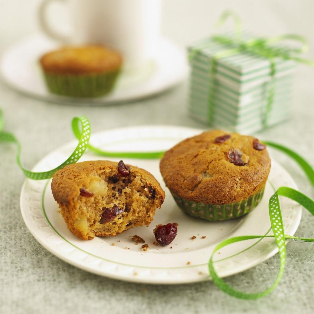  Gluten-free never tasted so good! These cranberry-apple muffins are a treat for your taste buds.