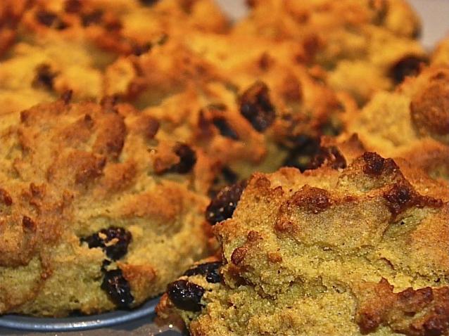 Delicious Gluten-Free Pumpkin Muffins: Easy Recipe