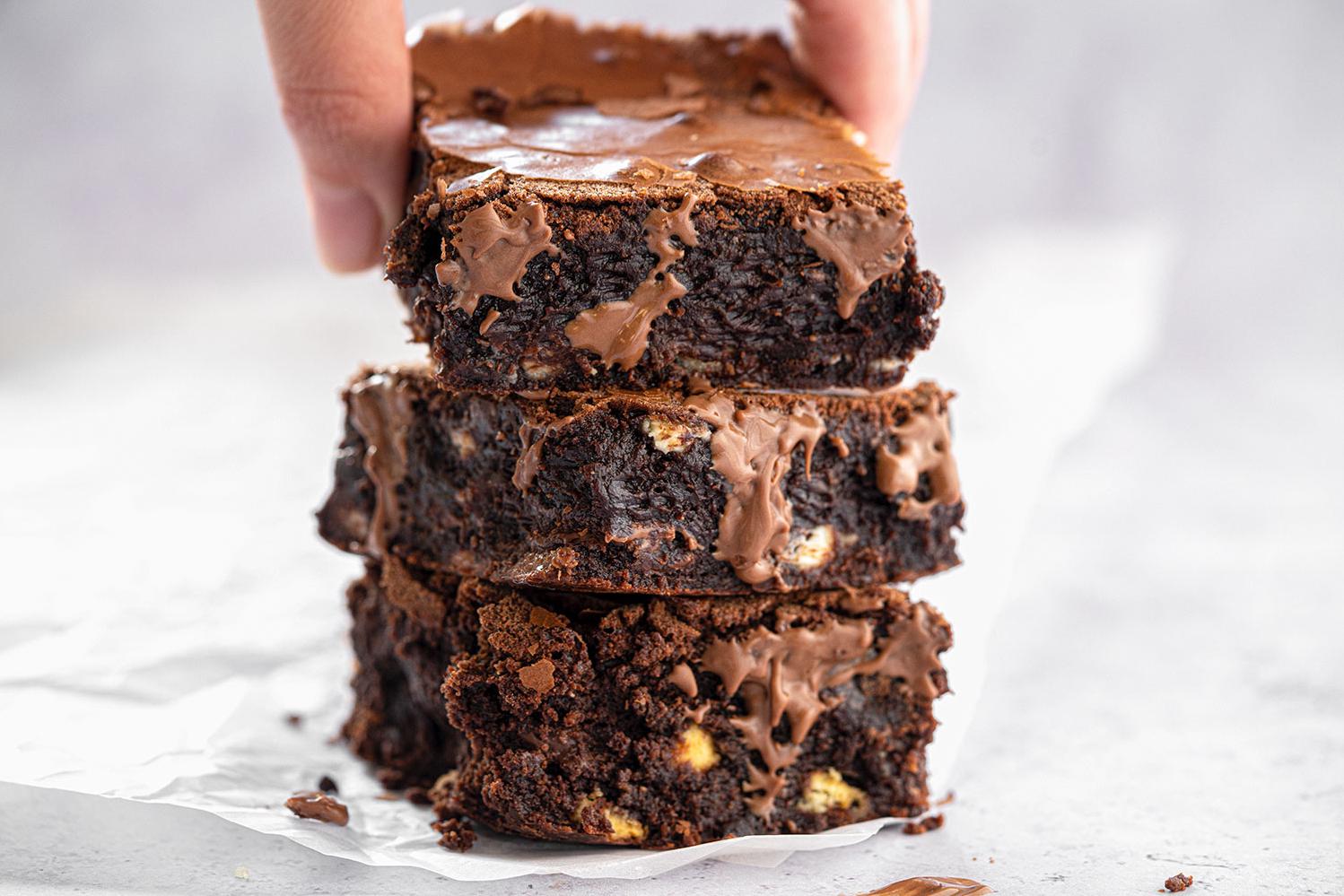  If you love chocolate, you need these gluten-free brownies in your life.