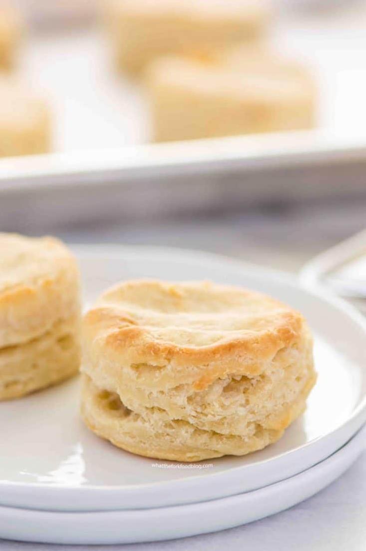  Impress your gluten-free guests with this easy and delicious biscuit recipe.