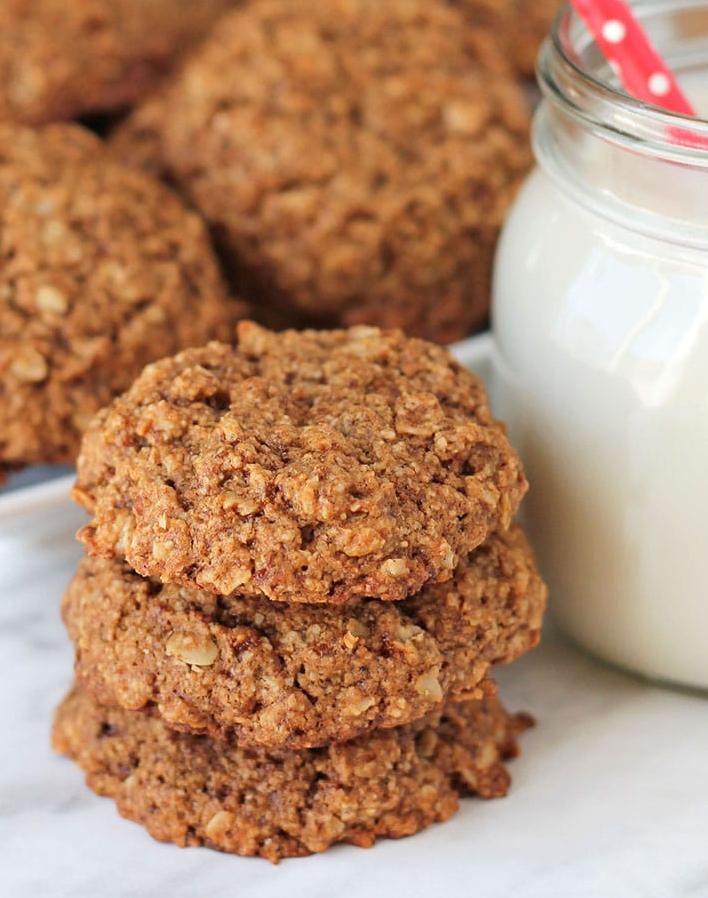  Indulge in the ultimate guilt-free snack with these gluten-free vegan cookies.