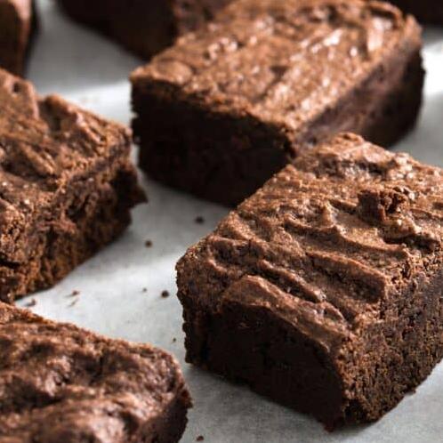  No need to compromise on taste with these gluten-free, low glycemic brownies.