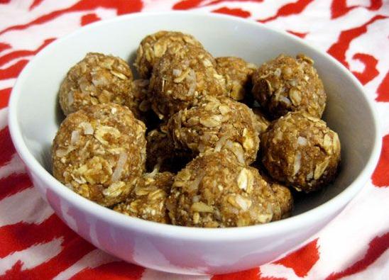  Peanut butter balls for a guilt-free snack!