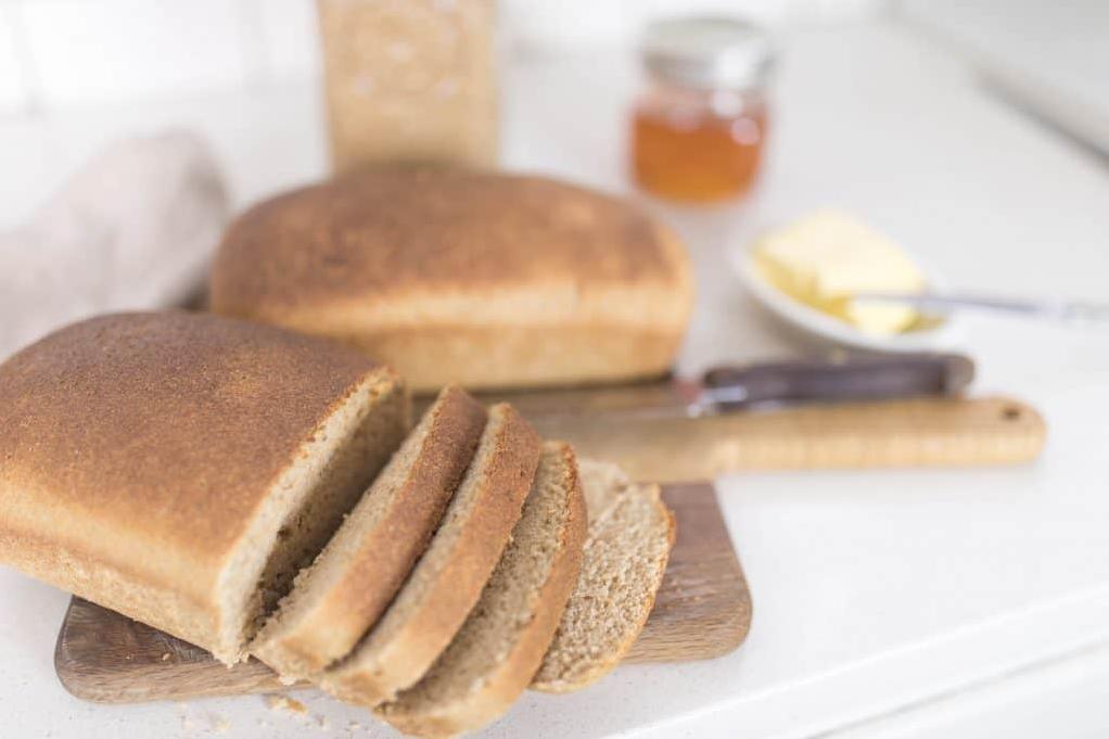  Perfectly crispy crust with a moist, fluffy center in every slice