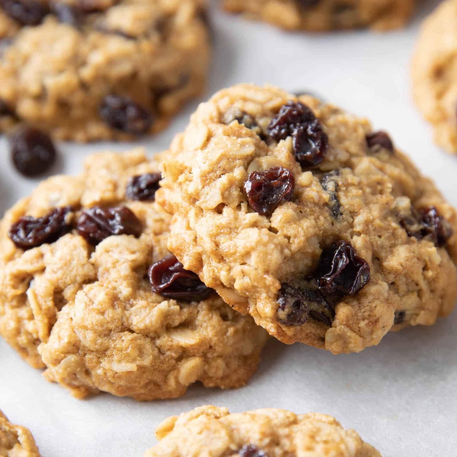 Deliciously Healthy Raw Raisin Oatmeal Cookies Recipe