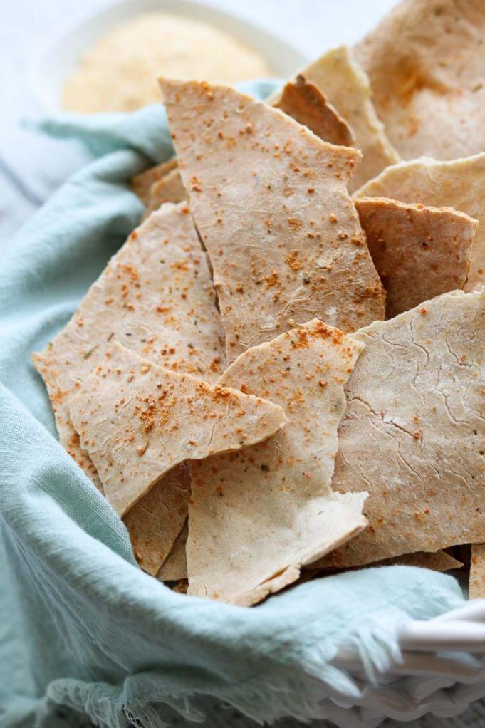  Sage isn't your usual cracker ingredient, but it pairs perfectly with the nutty flavor of parmesan.