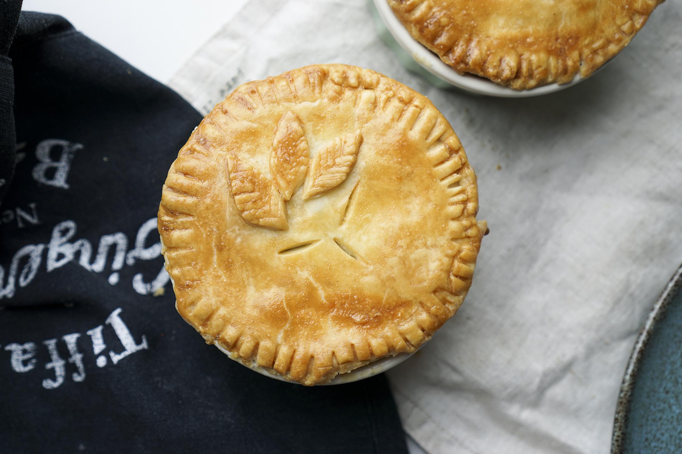  Satisfy your savoury cravings with this delicious shortcrust pastry.