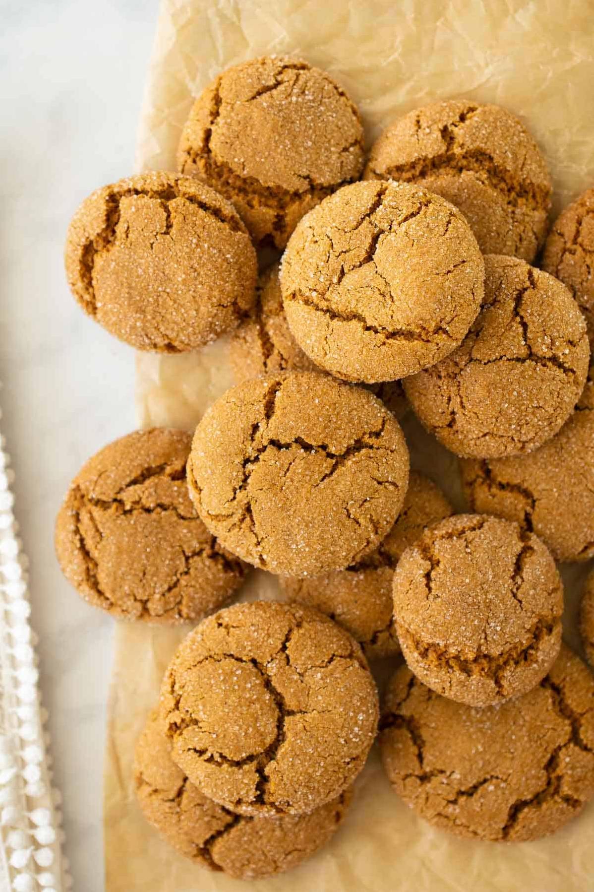  Satisfy your sweet tooth with these dairy-free and gluten-free molasses crinkles!