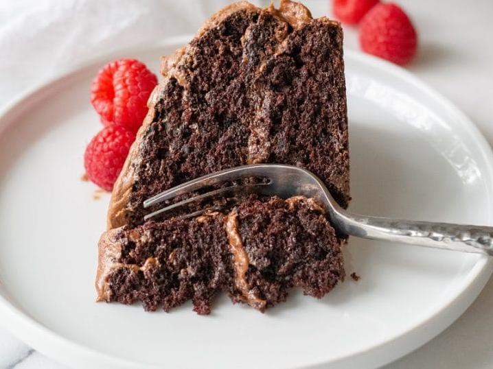  Satisfy your sweet tooth with this gluten-free chocolate cake.