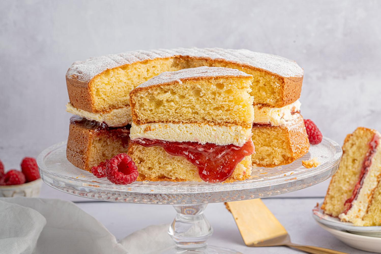  Savor the fluffy goodness with this gluten-free sponge cake
