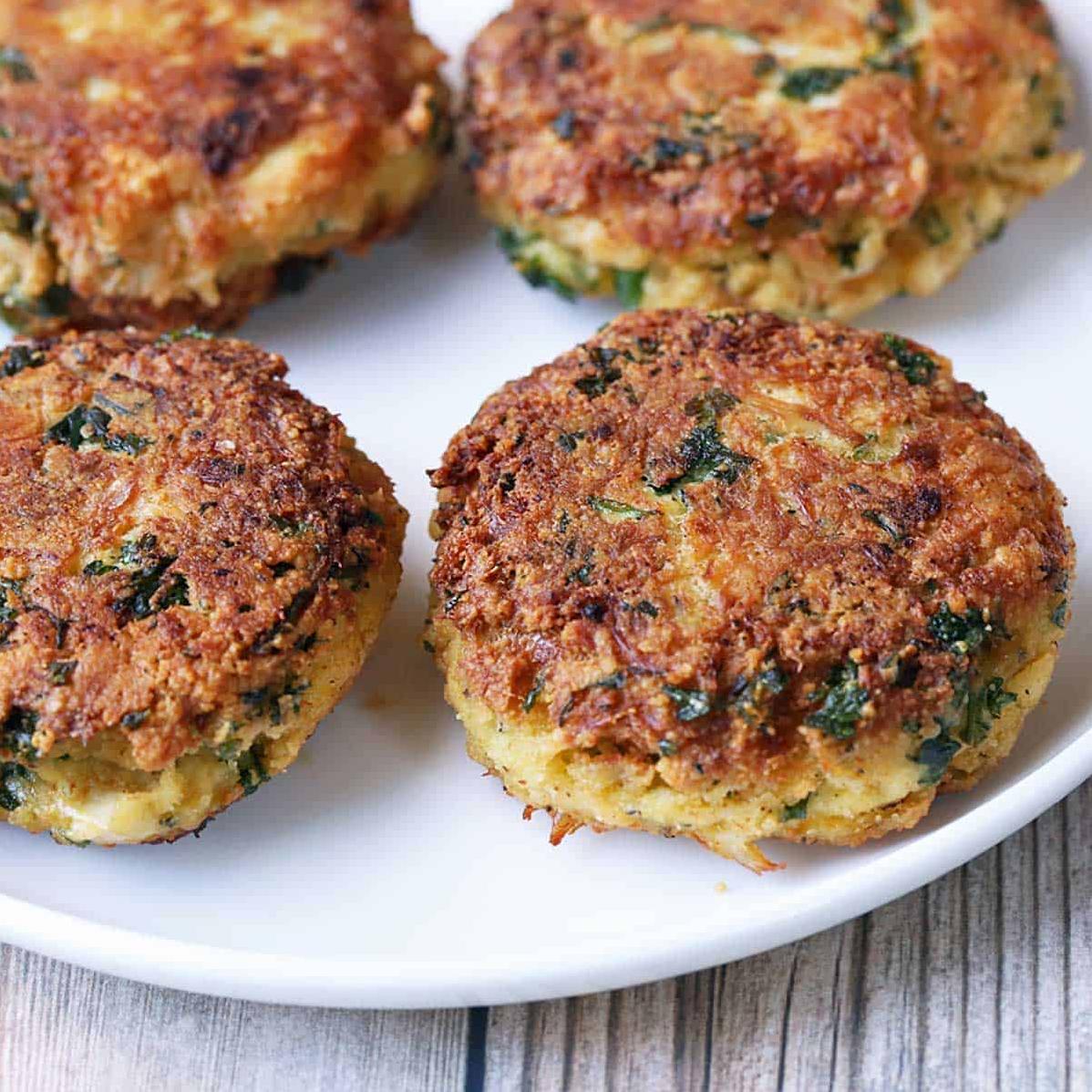  Savory and satisfying, these crabby patties are a must-try for seafood lovers on a gluten-free diet.