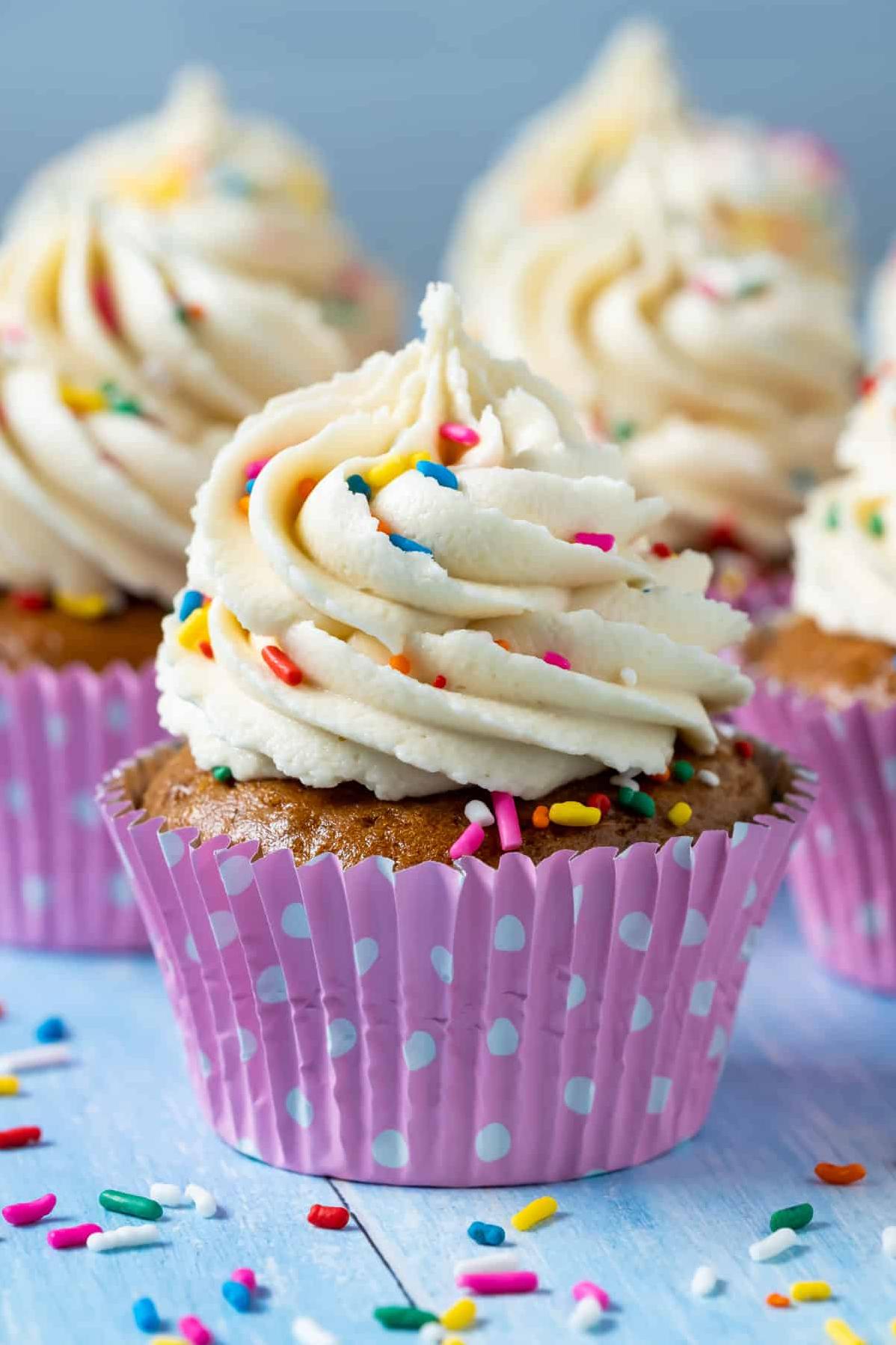  Say goodbye to boring GF and DF desserts with these amazing cupcakes/muffins.