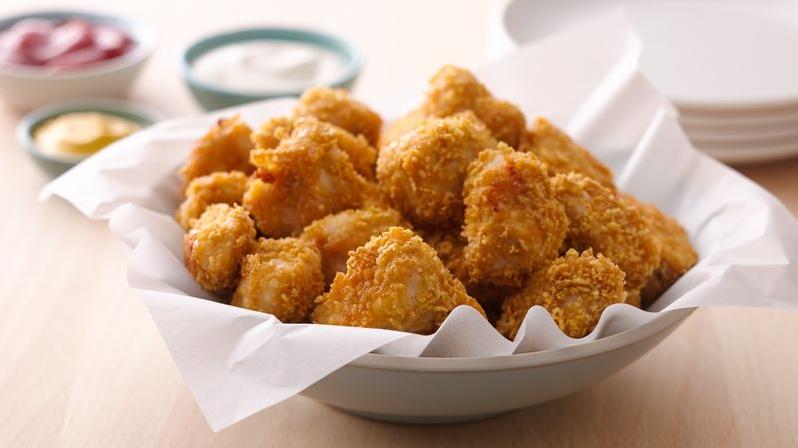  Say goodbye to processed chicken nuggets and hello to these homemade, healthier nuggets.