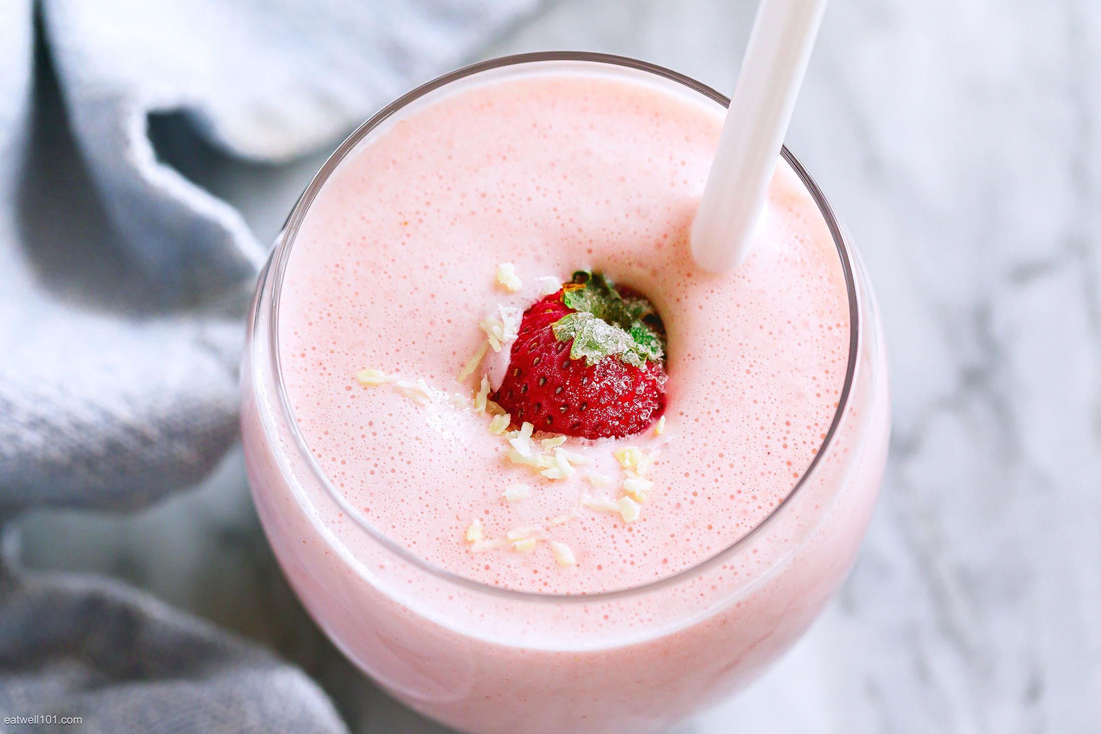  Sip into something healthy with this dairy-free smoothie