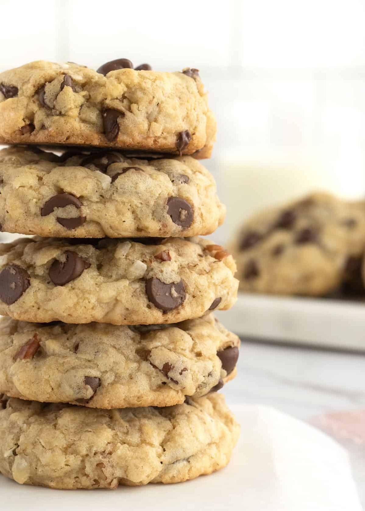  The aroma of fresh-baked cookies will have everyone lured to your kitchen in no time.