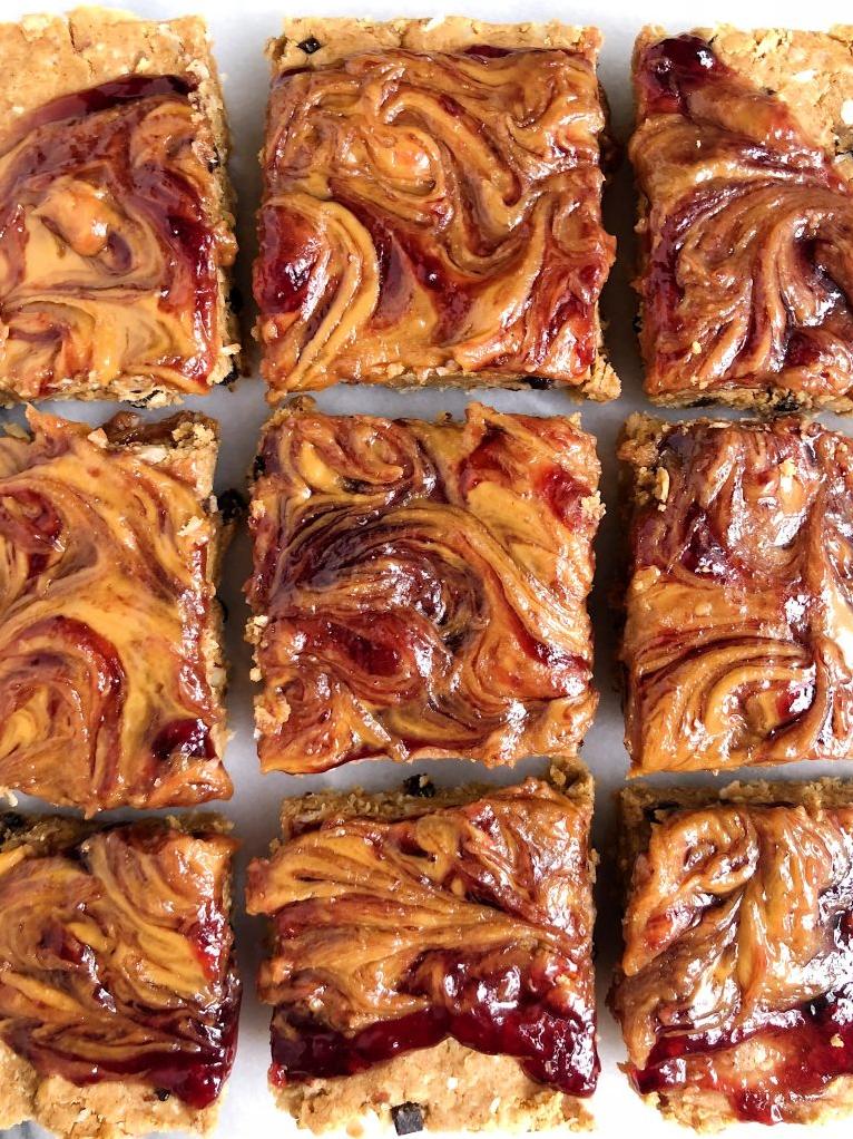  The golden brown color of these bars will have you drooling before you even take a bite.