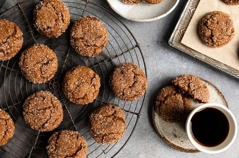  The warm flavors of cinnamon, ginger, and nutmeg give these cookies a comforting holiday-like feel.