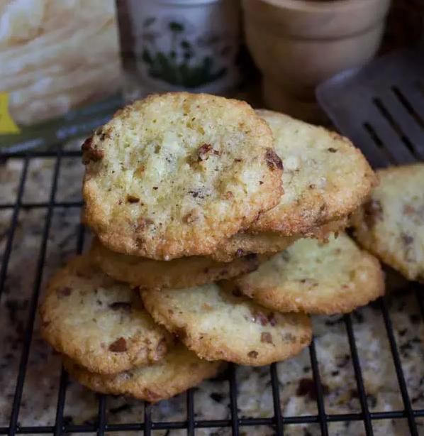  These cookies are made with organic, healthy ingredients you won't feel guilty about.
