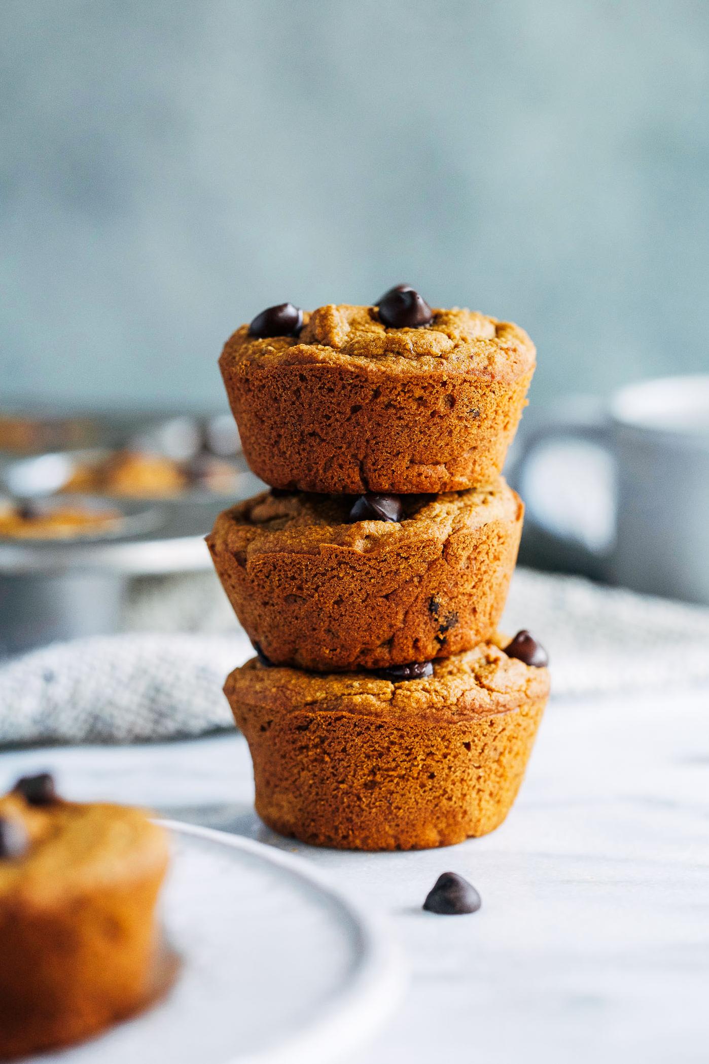  These muffins are screaming for a hot cup of coffee or tea.