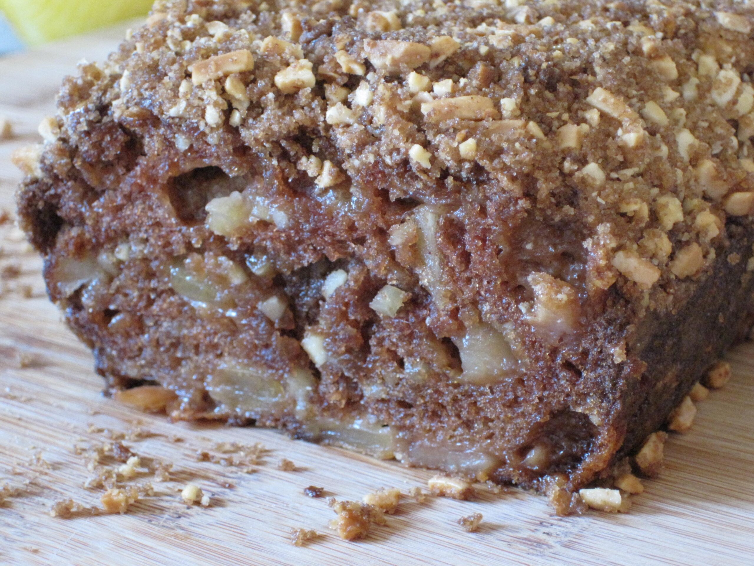  What's better than a warm and fresh gluten-free cake? A Pecan Apple Strudel Cake, of course!