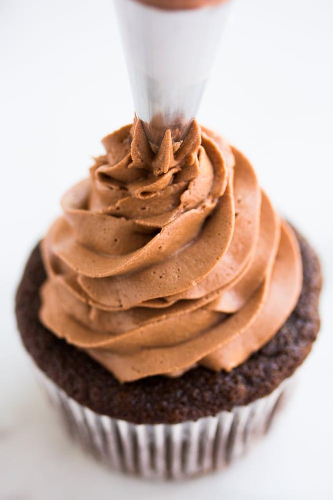  Whether you are making a cake or cupcakes, this frosting is perfect for all your dessert needs.
