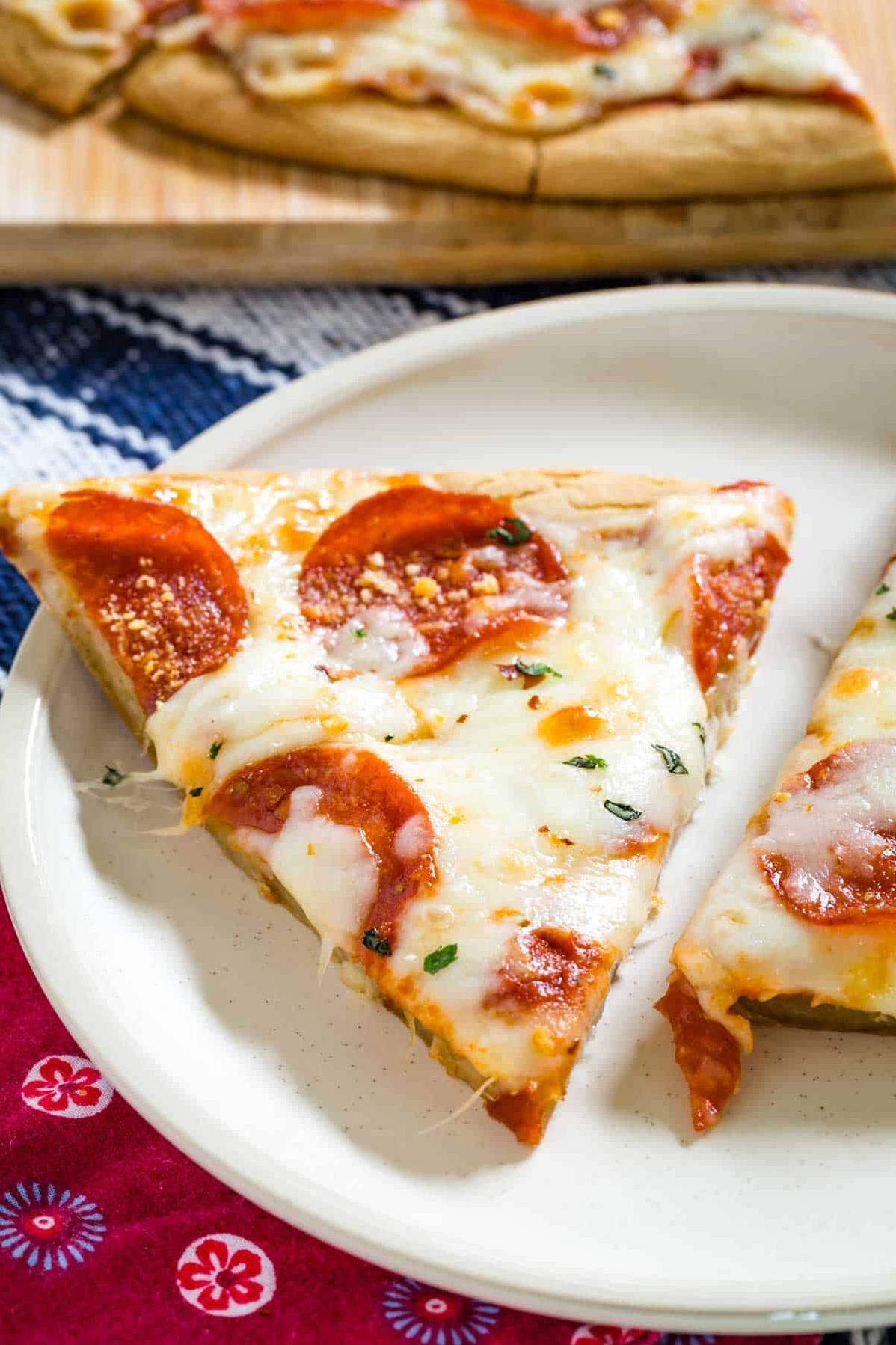  Who knew gluten-free could taste this good? Deliciously savory pepperonis atop a golden crust.