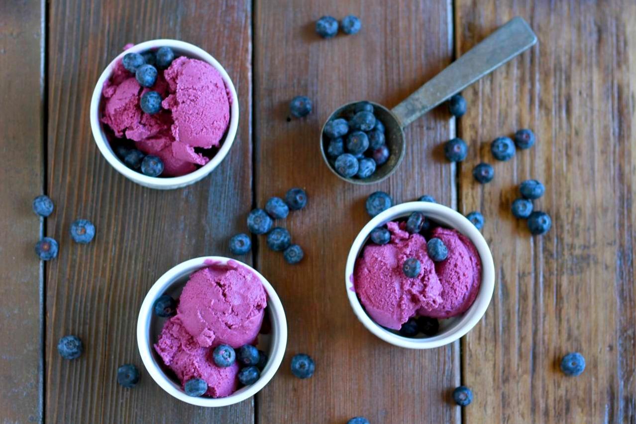  Who needs dairy when you can have this heavenly blueberry ice cream?