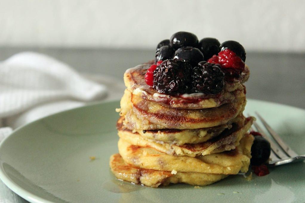  Who says gluten-free pancakes can’t be light, fluffy and delicious? These silver dollar pancakes prove otherwise.