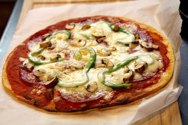  With only 8g of net carbs per serving, this pizza is a healthy indulgence.