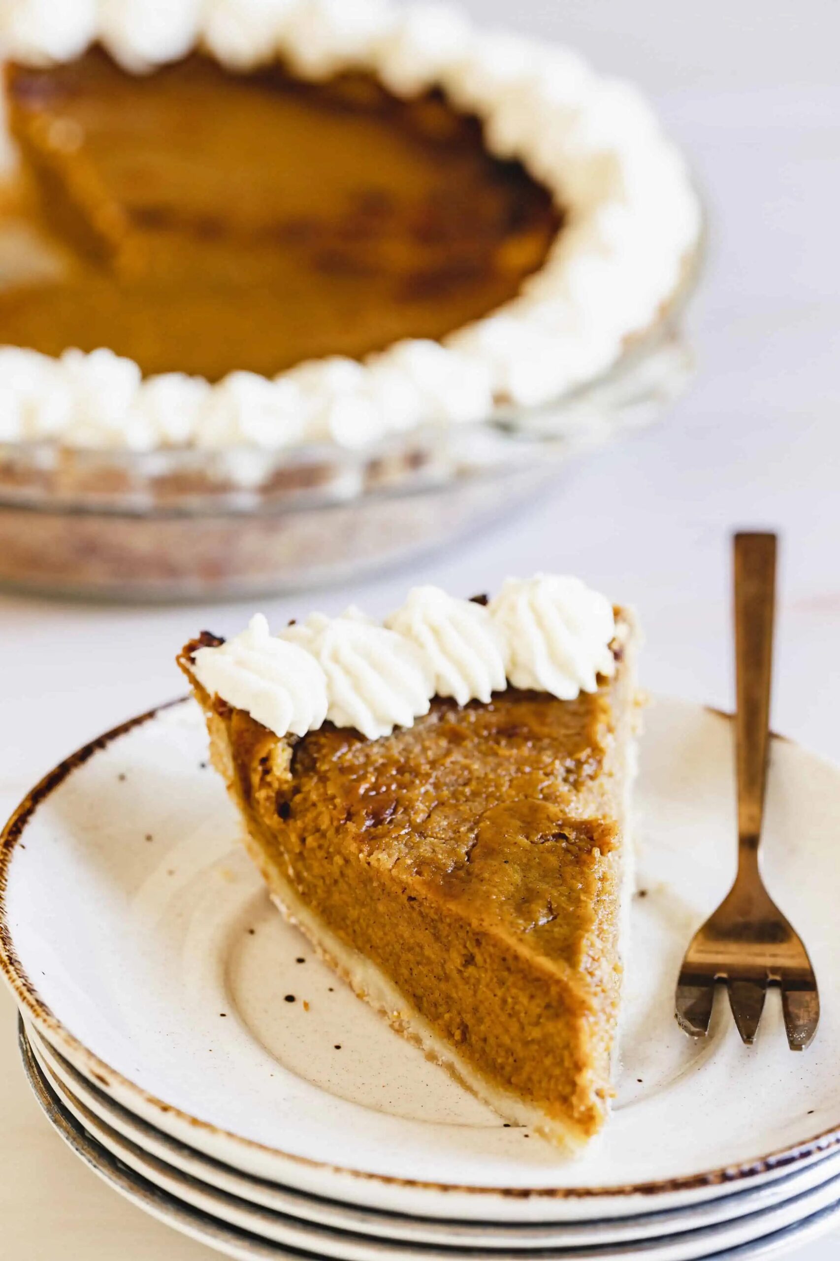  With this pumpkin pie, eating healthily never tasted so good.