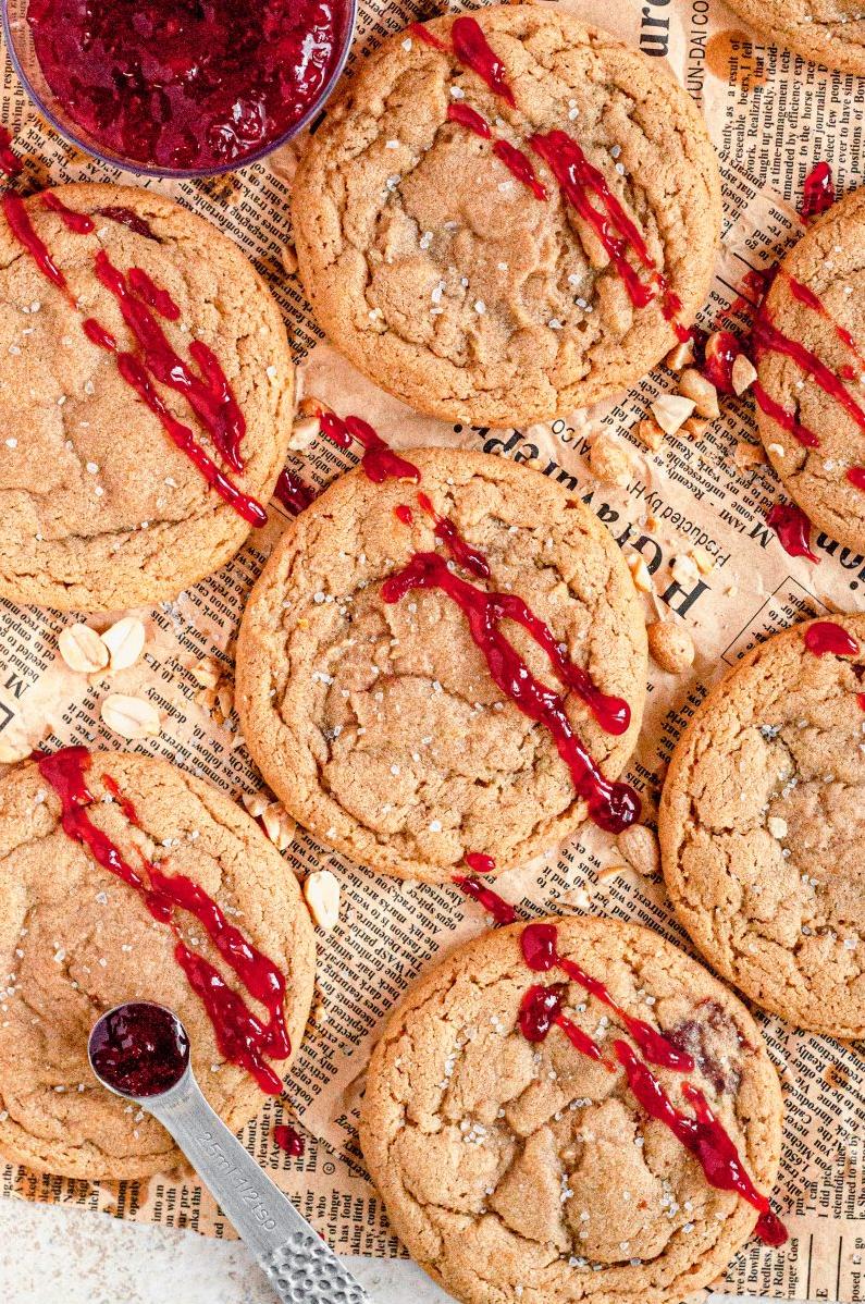  Your new favorite cookie recipe just arrived in the form of these PB&J cookies.