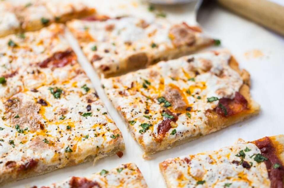  Your taste buds won't believe that this pizza crust is gluten-free.